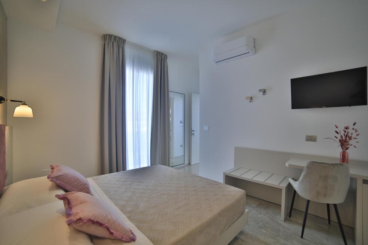 Calaluna Rooms Porto Cesareo Dış mekan fotoğraf